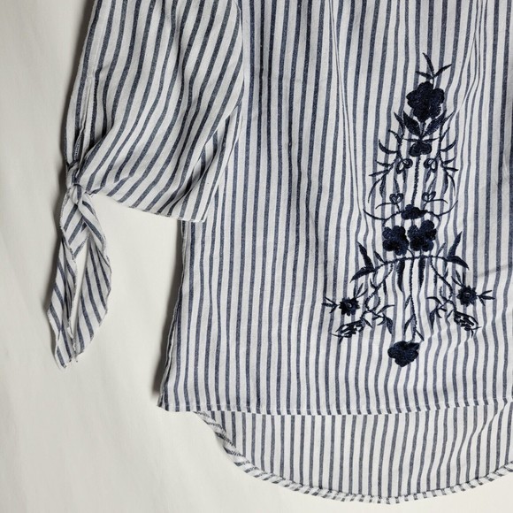 JJ’s Fairyland Women's Off Shoulder Blouse Striped Floral Embroider Size Medium - Picture 5 of 10